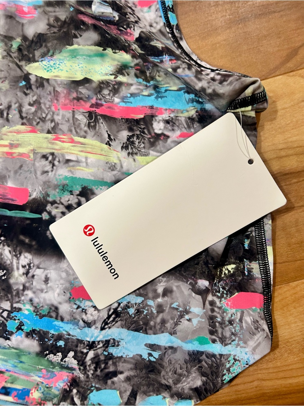 NWT Lululemon Sculpt Cropped Tank Size 6 | Paint Drift Multi Print - Picture 8 of 9